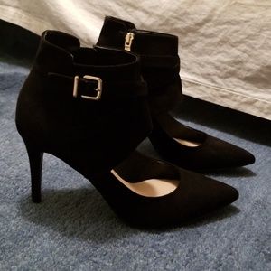 BCBGeneration Black Heels Size 8.5